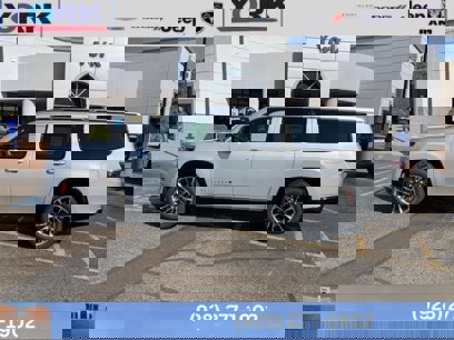 New 2024 Jeep Wagoneer L Series III w/ Premium Group I