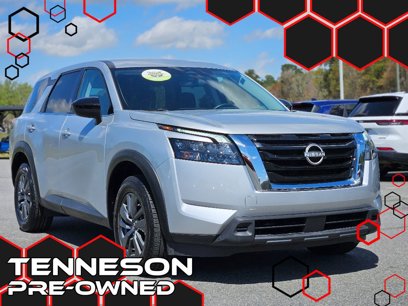 Used 2023 Nissan Pathfinder S