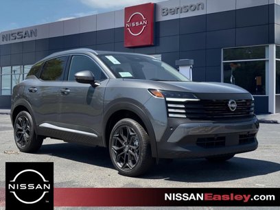 New 2025 Nissan Kicks SR w/ SR Premium Package