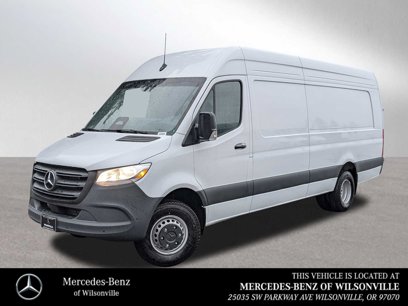 New 2025 Mercedes-Benz Sprinter 3500