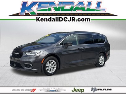 Certified 2022 Chrysler Pacifica Touring-L