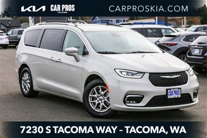 Used 2021 Chrysler Pacifica Touring-L