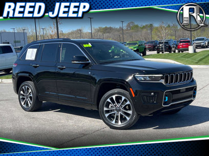 Used 2023 Jeep Grand Cherokee Overland w/ Luxury Tech Group IV