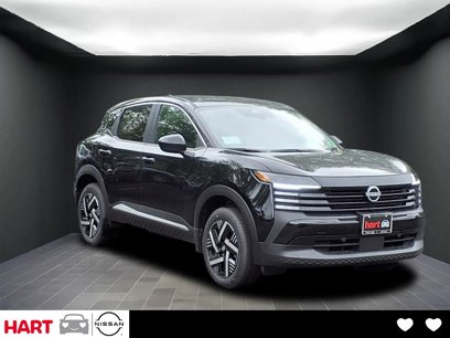 New 2025 Nissan Kicks SV