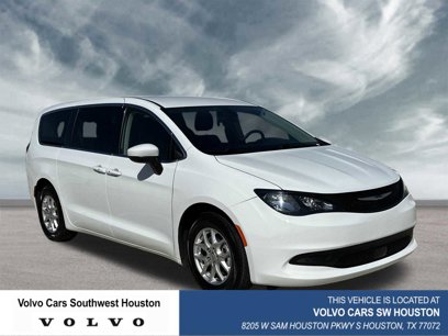 Used 2022 Chrysler Voyager LX
