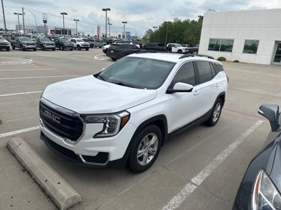 Used 2022 GMC Terrain SLE w/ Driver Convenience Package