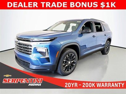 New 2025 Chevrolet Traverse LT w/ Sun and Wheel Package