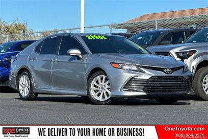 Used 2021 Toyota Camry LE w/ Carpet Mat Package (TMS)
