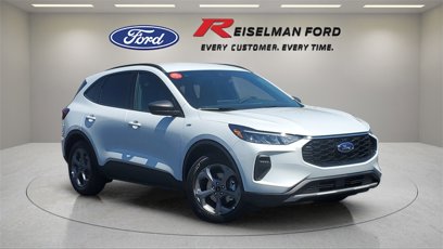 New 2025 Ford Escape ST-Line w/ Tech Pack #1