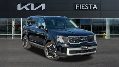 New 2025 Kia Telluride EX w/ EX Captain's Chair Package