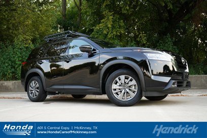 Used 2024 Nissan Pathfinder SV