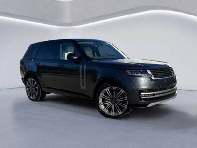 New 2025 Land Rover Range Rover SE