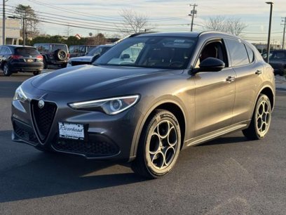 Used 2021 Alfa Romeo Stelvio Sprint w/ Nero Edizione