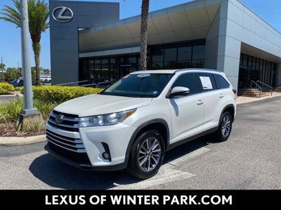 Used 2019 Toyota Highlander SE