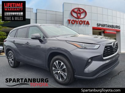 Used 2024 Toyota Highlander XLE