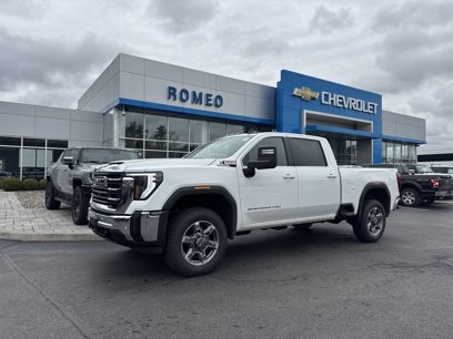 New 2025 GMC Sierra 2500 SLE