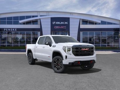 New 2025 GMC Sierra 1500 AT4 w/ AT4 Preferred Package