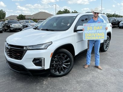 Used 2023 Chevrolet Traverse RS