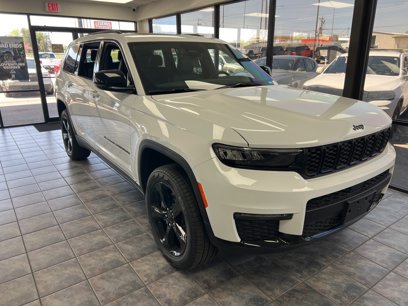 New 2025 Jeep Grand Cherokee L Limited w/ Black Appearance Package
