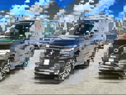 Used 2018 Volvo XC90 T6 Momentum