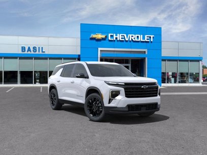 New 2025 Chevrolet Traverse LT w/ Midnight/Sport Edition