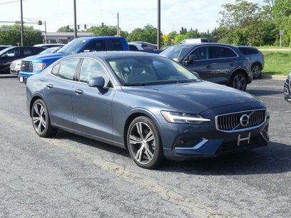 Used 2022 Volvo S60 B5 Inscription w/ Climate Package