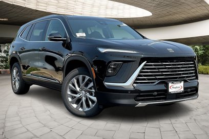 New 2025 Buick Enclave Preferred w/ Super Cruise Package
