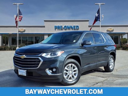 Used 2021 Chevrolet Traverse LT