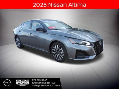 Used 2025 Nissan Altima 2.5 SV