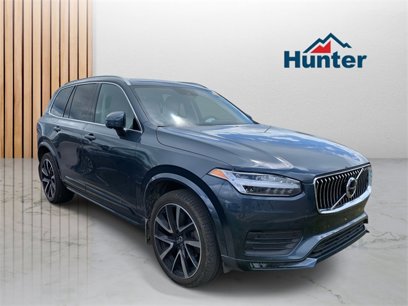 Used 2022 Volvo XC90 T6 Momentum w/ Advanced Package