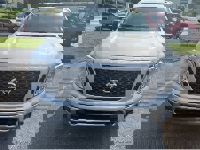 Used 2019 Nissan Titan SV w/ SV Convenience Package