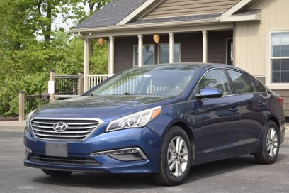 Used 2015 Hyundai Sonata SE w/ Option Group 09