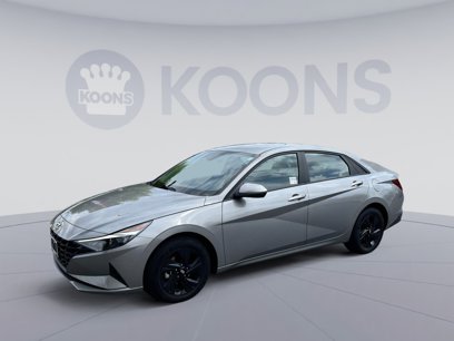 Used 2023 Hyundai Elantra SEL w/ Cargo Package