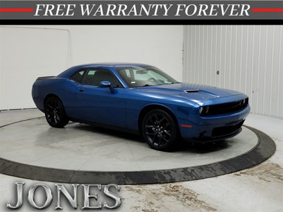 Used 2022 Dodge Challenger SXT w/ Blacktop Package