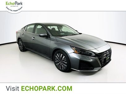 Used 2023 Nissan Altima 2.5 SV
