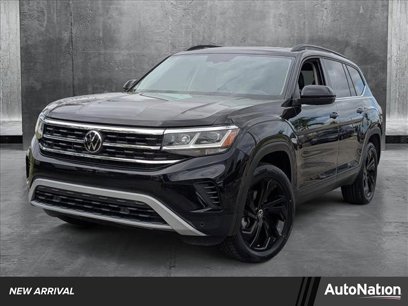 Used 2023 Volkswagen Atlas SE w/ Panoramic Sunroof Package