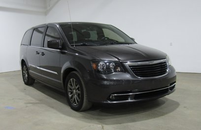 Used 2016 Chrysler Town & Country S