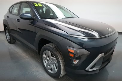 New 2025 Hyundai Kona SE
