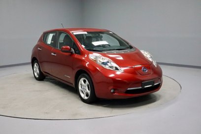 Used 2013 Nissan Leaf SV w/ LED & Quick Charge Pkg