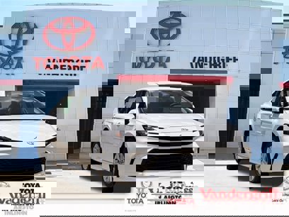 New 2025 Toyota Camry LE