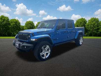 Used 2024 Jeep Gladiator Sport