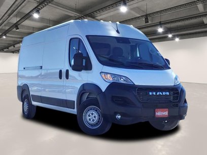 New 2025 RAM ProMaster 2500 w/ Premium Convenience Group