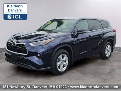 Used 2022 Toyota Highlander LE