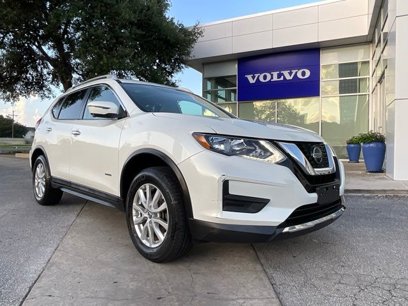 Used 2018 Nissan Rogue SV