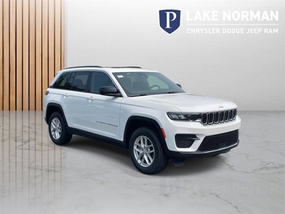 New 2025 Jeep Grand Cherokee Laredo X w/ Luxury Tech Group I