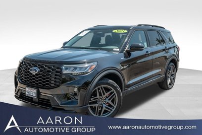 Used 2025 Ford Explorer ST-Line w/ Premium Package