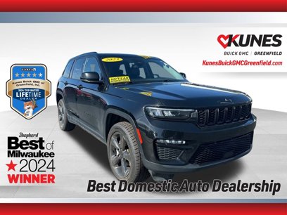 Used 2023 Jeep Grand Cherokee Limited w/ Black Appearance Package
