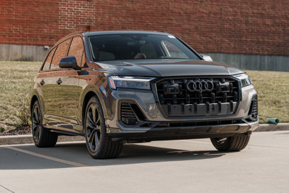 New 2025 Audi Q7 3.0T Premium Plus