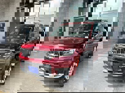 Used 2023 Jeep Grand Cherokee L Limited