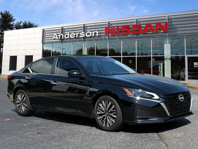 Used 2023 Nissan Altima 2.5 SV